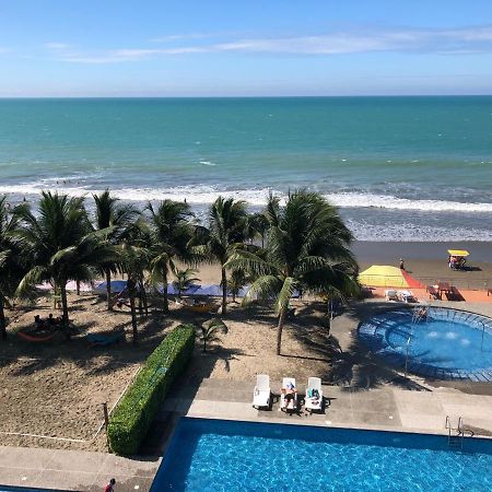 Departamentos Frente Al Mar En Resort Playa Azul-Tonsupa Exterior photo