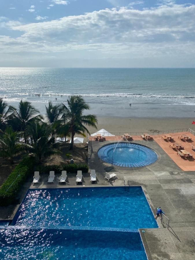 Departamentos Frente Al Mar En Resort Playa Azul-Tonsupa Exterior photo